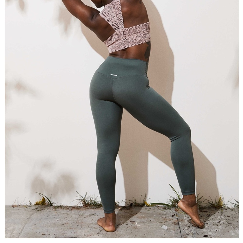 Aerie 7/8 leggings Olive green